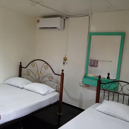 Hotel Nazri Nipah Camp Pangkor Kampung Teluk Nipah Zimmer foto