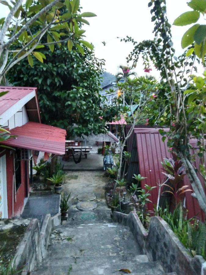 Hotel Nazri Nipah Camp Pangkor Kampung Teluk Nipah Exterior foto