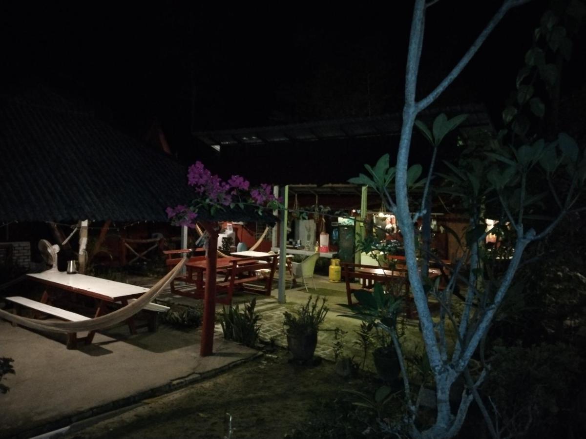 Hotel Nazri Nipah Camp Pangkor Kampung Teluk Nipah Exterior foto