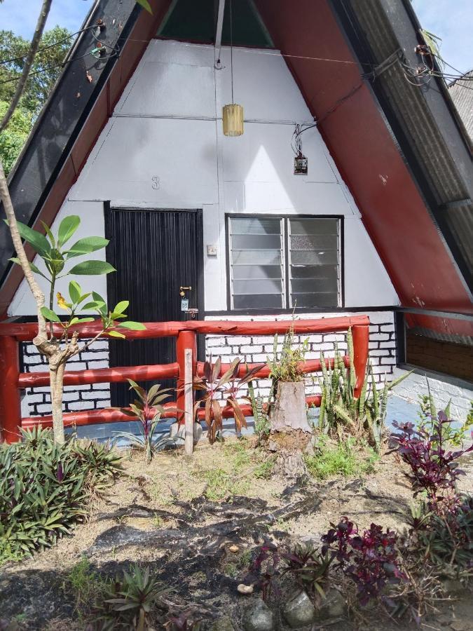 Hotel Nazri Nipah Camp Pangkor Kampung Teluk Nipah Exterior foto